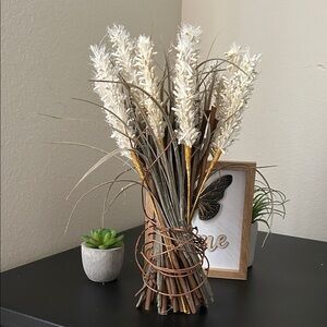Rustic Cream and Brown Dried Floral Arrangement